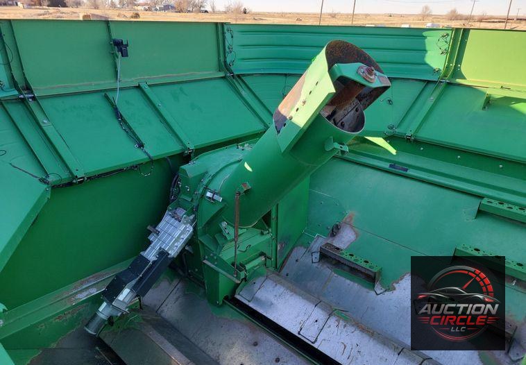 2009 John Deere 9770 STS  combine
