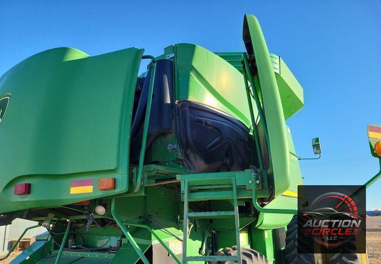 2009 John Deere 9770 STS  combine