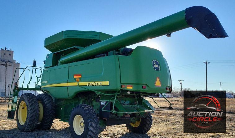 2009 John Deere 9770 STS  combine