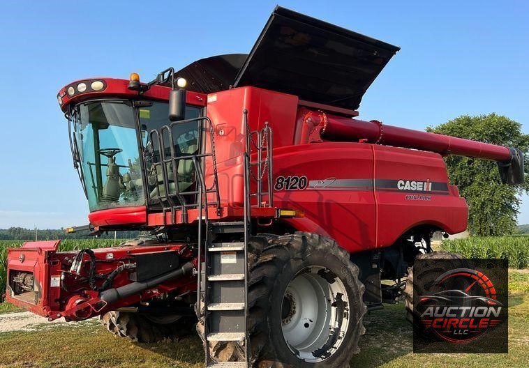 2010 Case IH 8120  RWA combine
