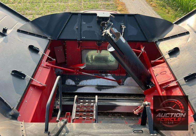 2010 Case IH 8120  RWA combine