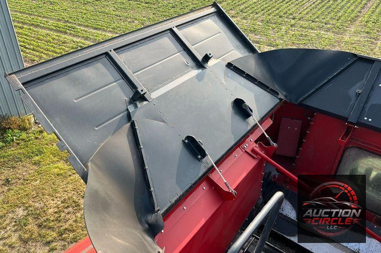 2010 Case IH 8120  RWA combine
