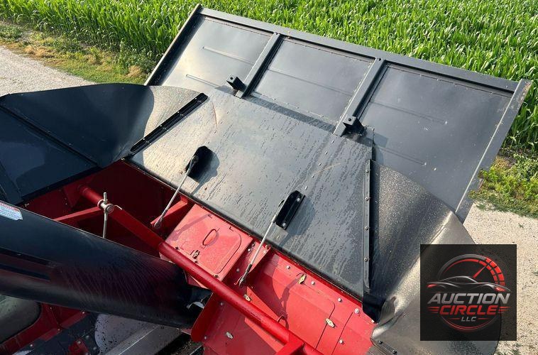 2010 Case IH 8120  RWA combine