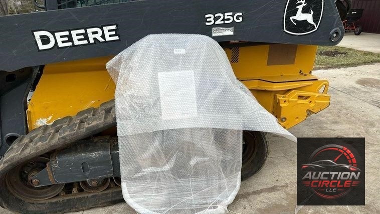 2021 John Deere 325G tracked skid steer loader