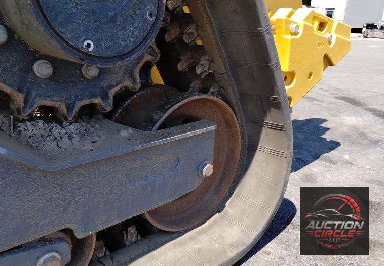 2022 John Deere 333G tracked skid steer loader