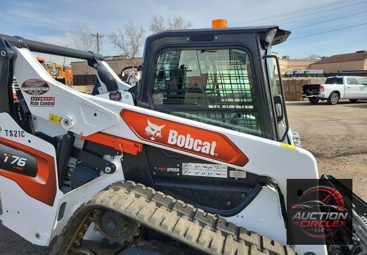 2021 Bobcat T76 skid steer loader