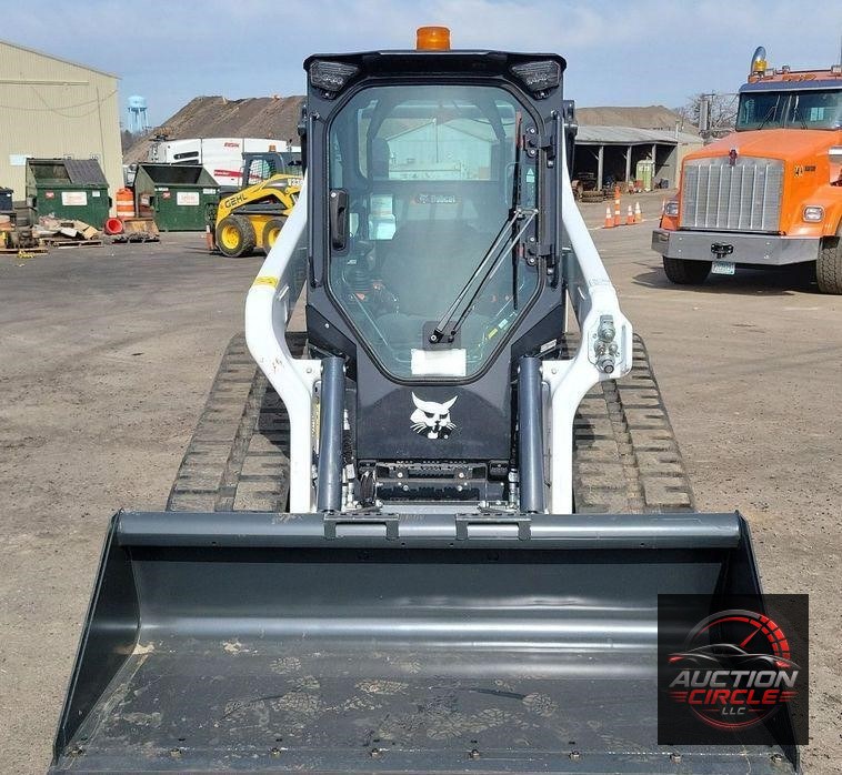 2021 Bobcat T76 skid steer loader