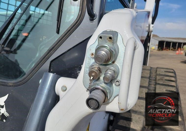 2021 Bobcat T76 skid steer loader