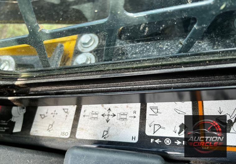 2022 John Deere 325G  tracked skid steer loader