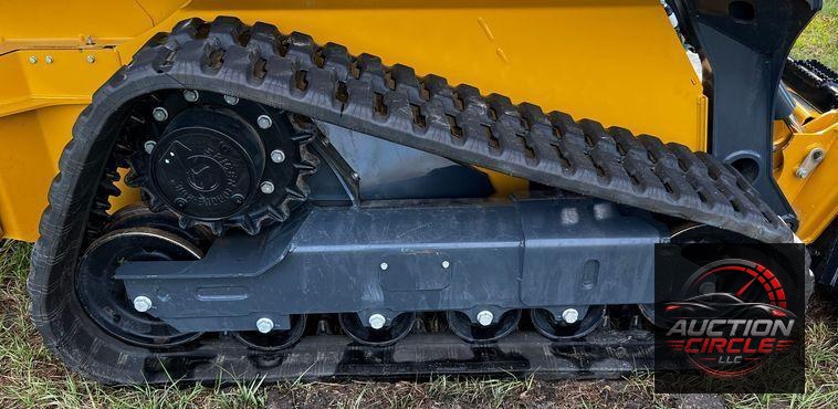 2022 John Deere 325G  tracked skid steer loader