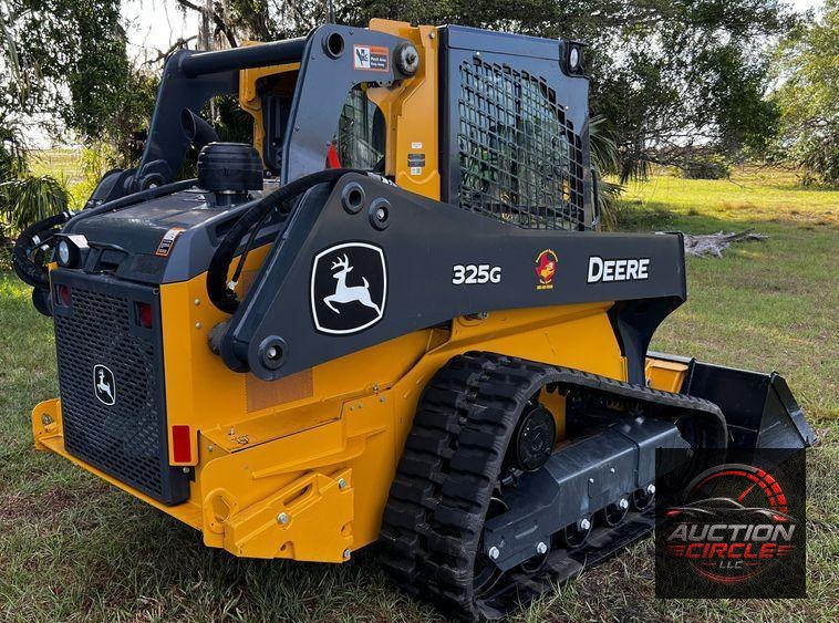 2022 John Deere 325G  tracked skid steer loader