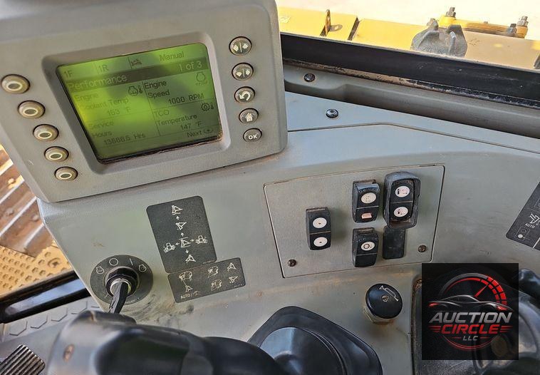 2012 Caterpillar  D8T dozer
