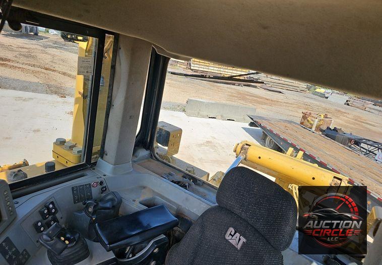 2012 Caterpillar  D8T dozer