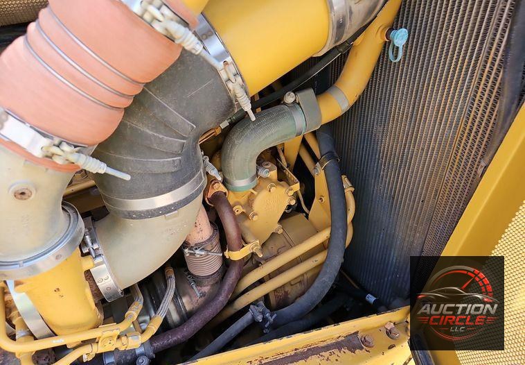 2012 Caterpillar  D8T dozer
