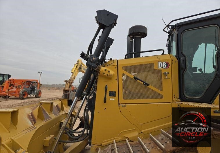 2020 Caterpillar D6 dozer