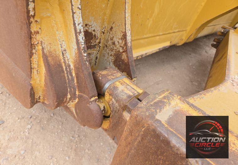 2020 Caterpillar D6 dozer