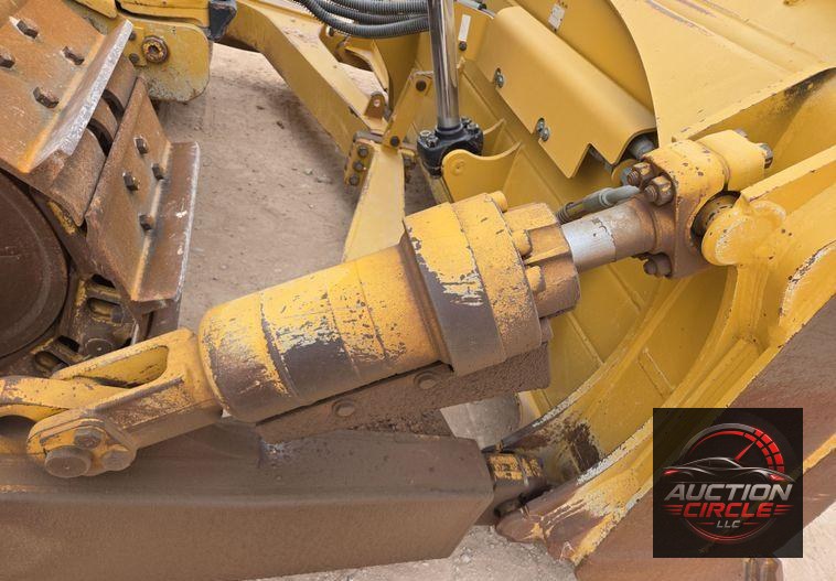 2020 Caterpillar D6 dozer