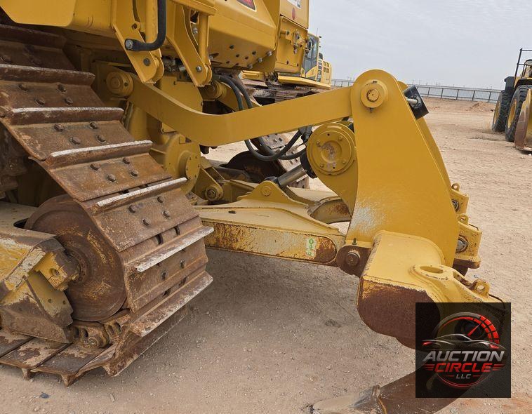 2020 Caterpillar D6 dozer