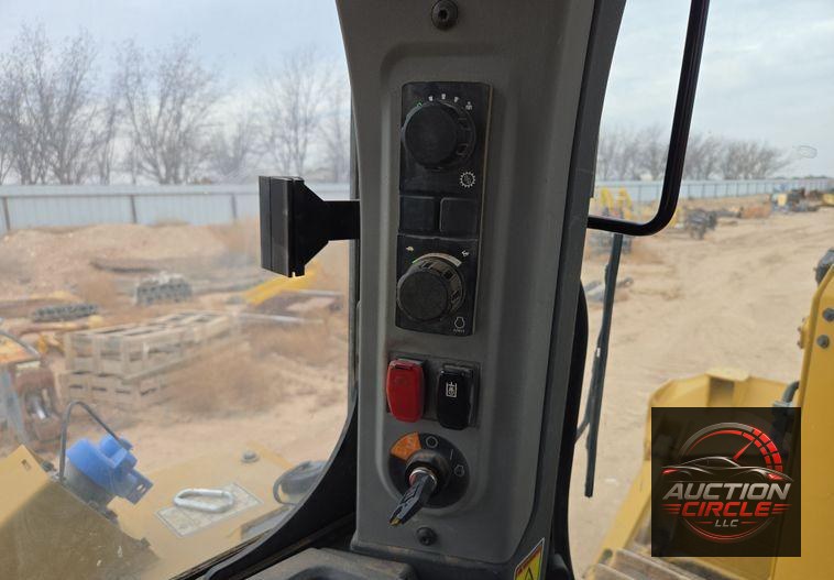2020 Caterpillar D6 dozer