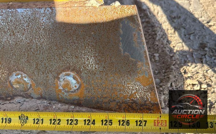 2022 Caterpillar D5 dozer