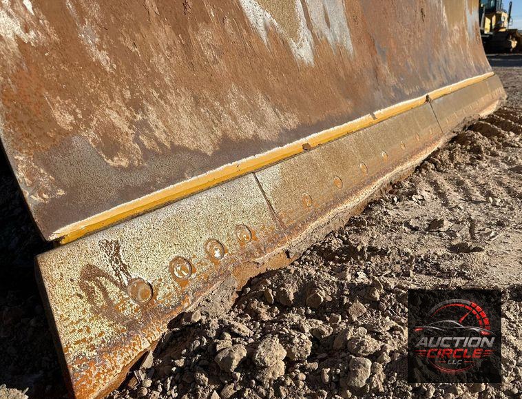 2022 Caterpillar D5 dozer