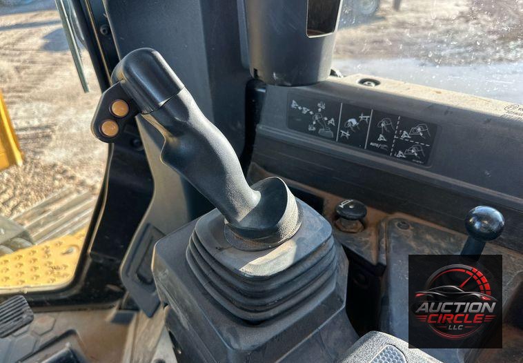 2022 Caterpillar D5 dozer