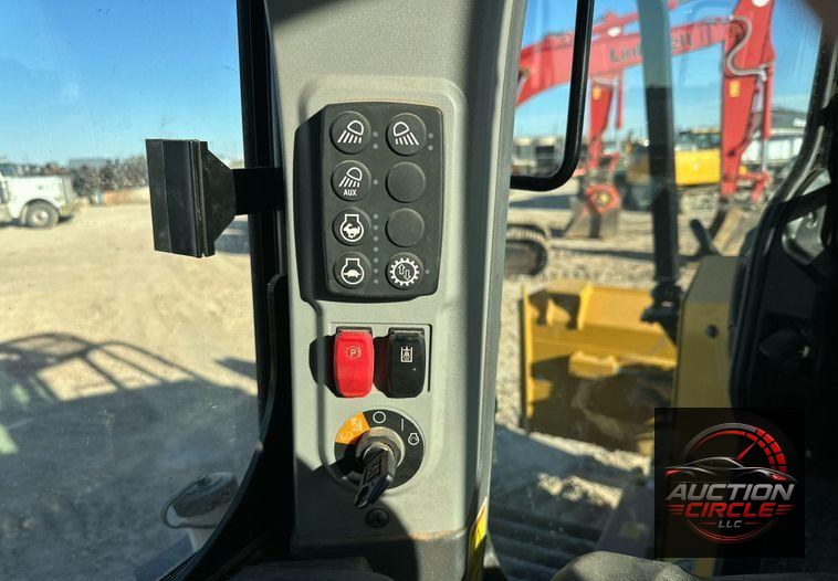 2022 Caterpillar D5 dozer
