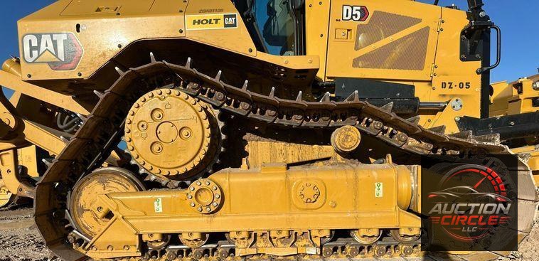 2022 Caterpillar D5 dozer