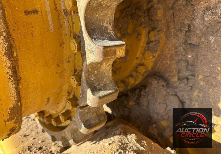 2022 Caterpillar D5 dozer