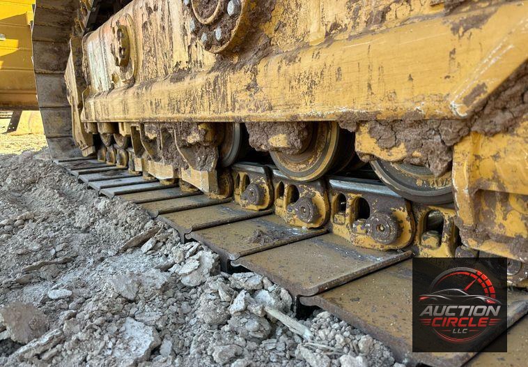 2022 Caterpillar D5 dozer