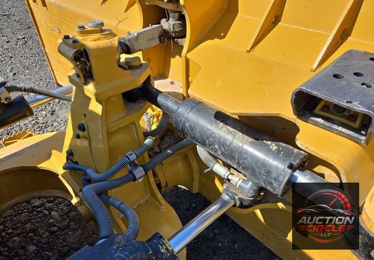 2023 Caterpillar D4 LGP dozer