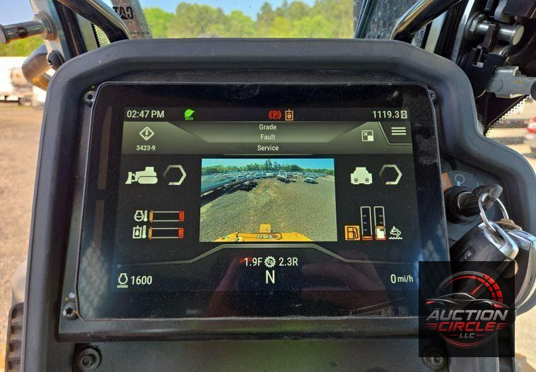 2023 Caterpillar D4 LGP dozer
