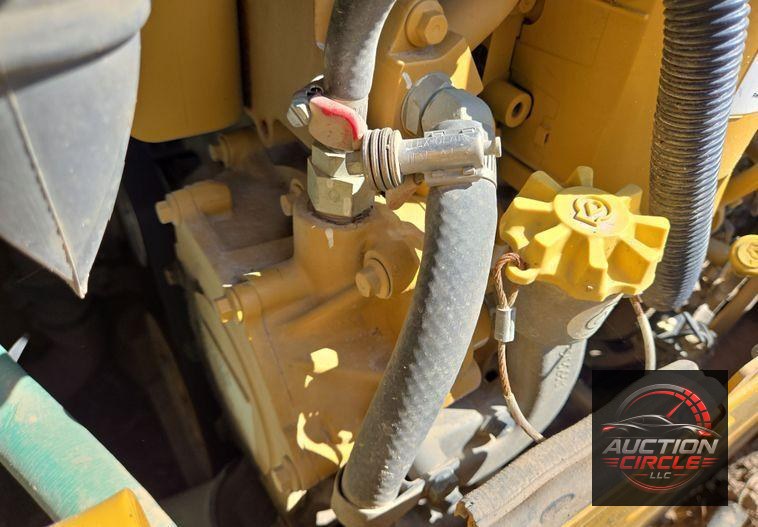 2023 Caterpillar D4 LGP dozer
