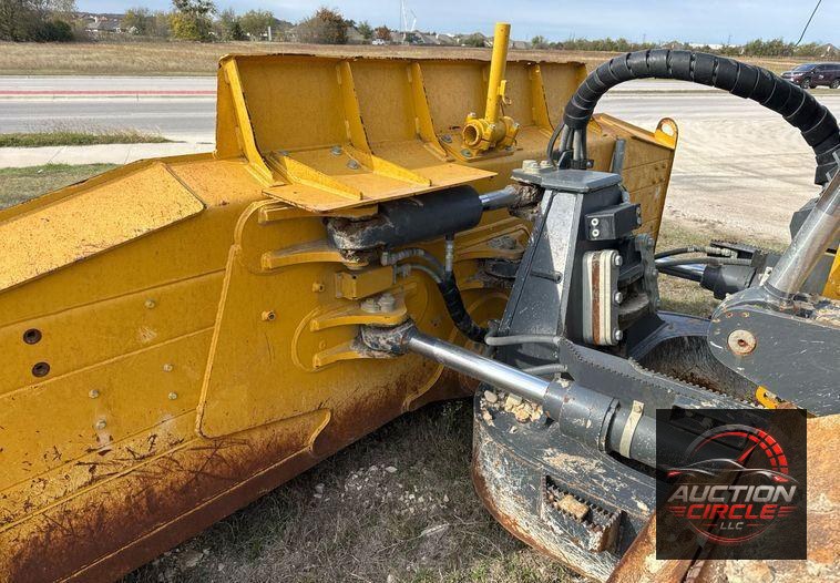 2020 John Deere 850L dozer