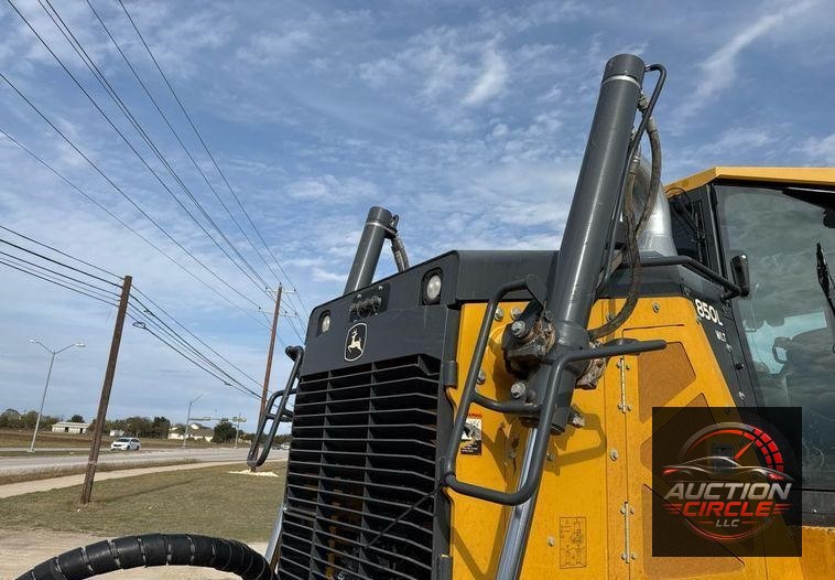 2020 John Deere 850L dozer