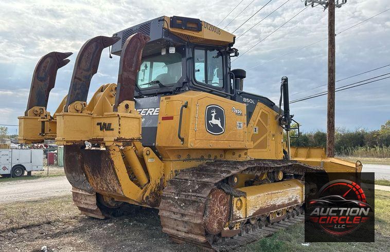 2020 John Deere 850L dozer