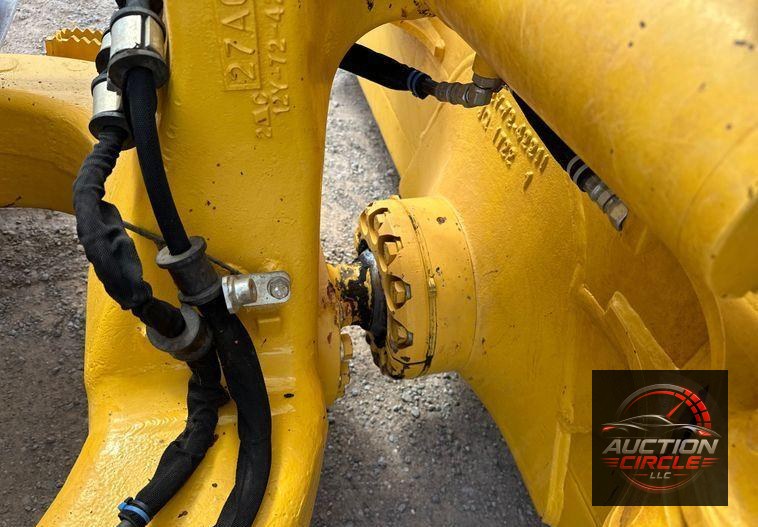 2023 Komatsu  D51EX-24 dozer