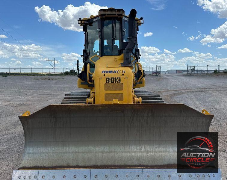 2023 Komatsu  D51EX-24 dozer