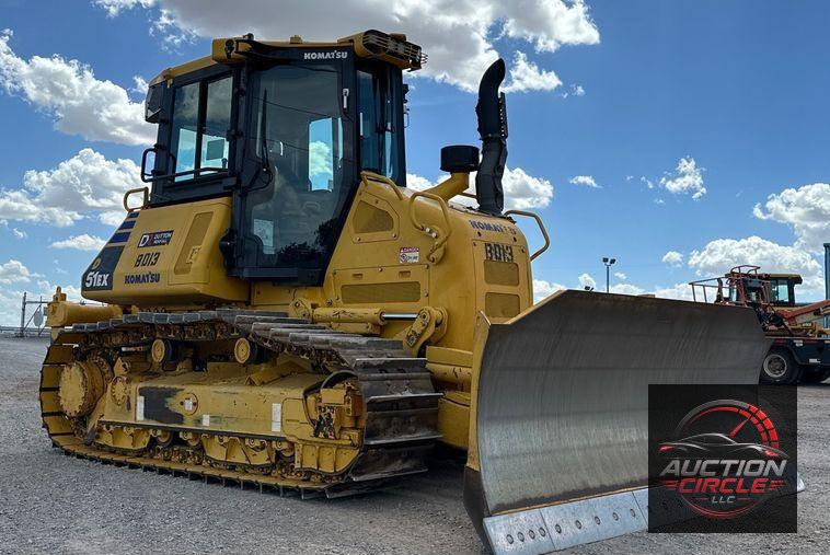 2023 Komatsu  D51EX-24 dozer