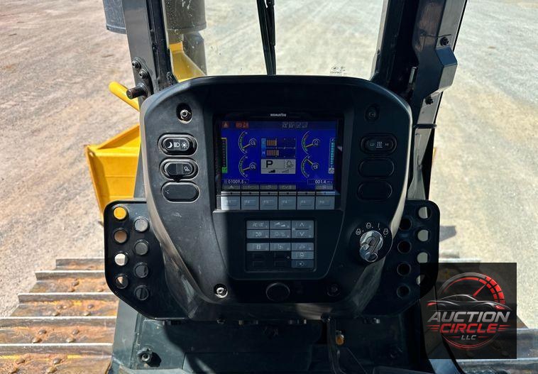 2023 Komatsu  D51EX-24 dozer