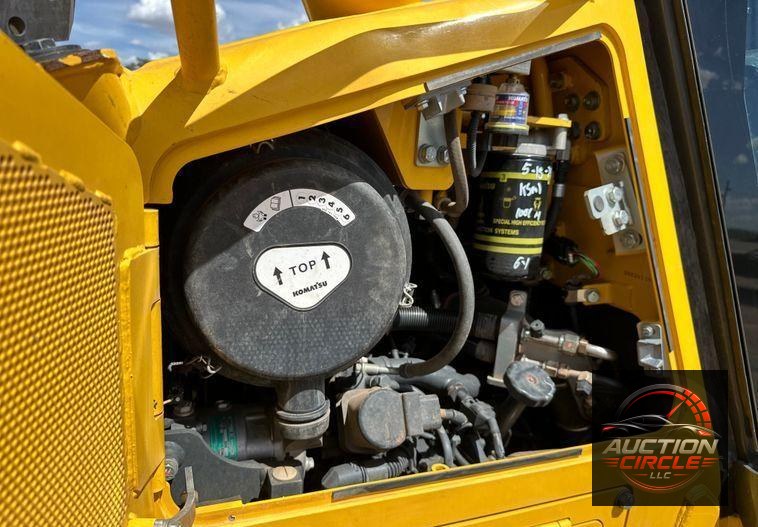 2023 Komatsu  D51EX-24 dozer