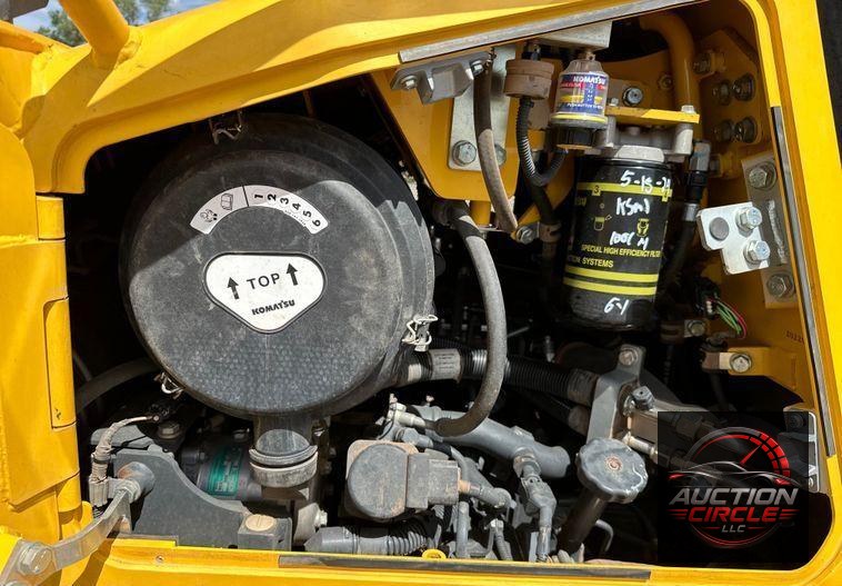 2023 Komatsu  D51EX-24 dozer