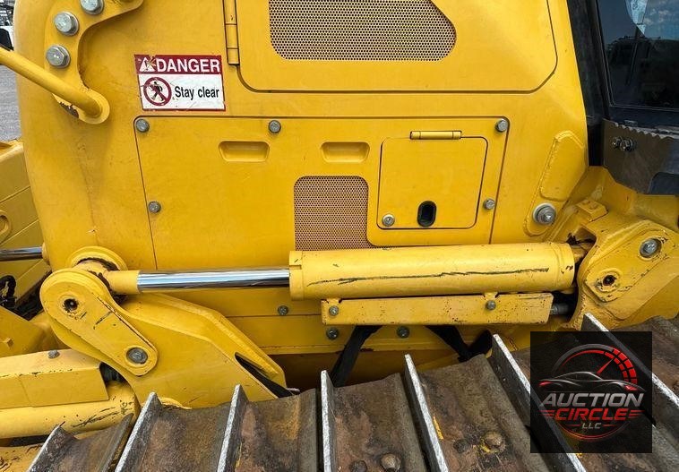 2023 Komatsu  D51EX-24 dozer