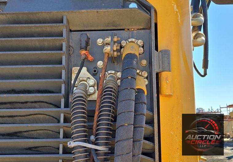 2016 John Deere 1050K dozer