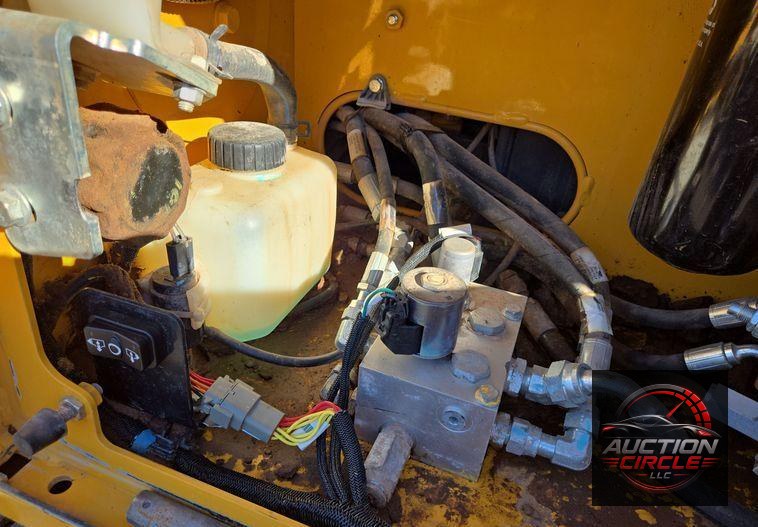 2016 John Deere 1050K dozer