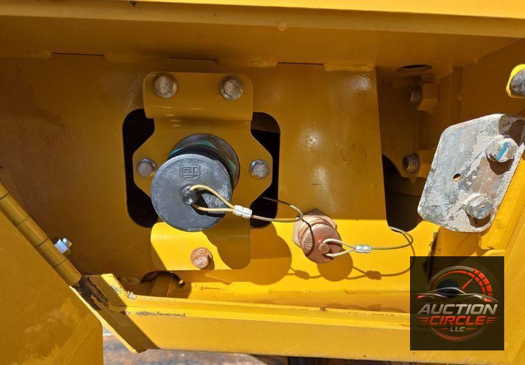 2016 John Deere 1050K dozer