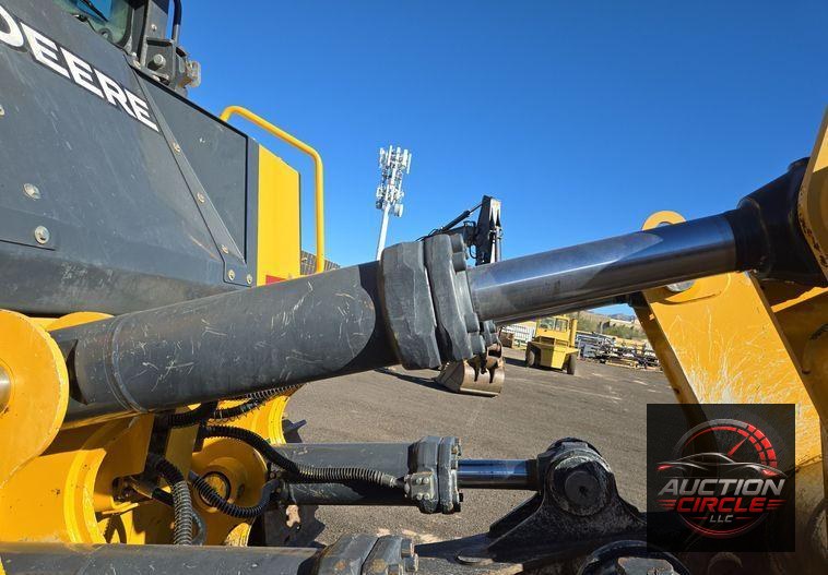 2016 John Deere 1050K dozer