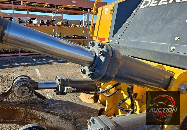 2016 John Deere 1050K dozer