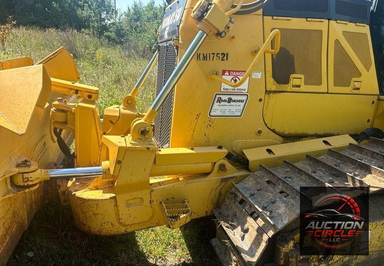 2017 Komatsu D65EX-18 dozer