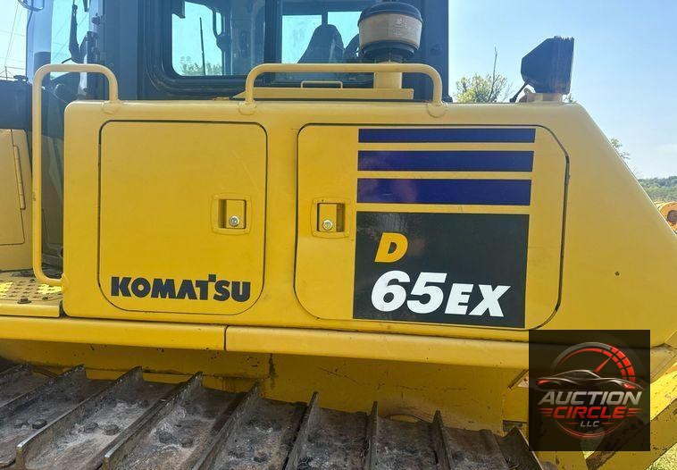2017 Komatsu D65EX-18 dozer